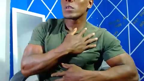 Snapshot of alexander_megan chatting on 03-04-25, 03:22 alexander online show from 03-04-25, 03:22