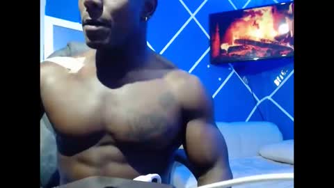 Snapshot of alexander_megan chatting on 10-19-25, 04:46 alexander online show from 10-19-25, 04:46