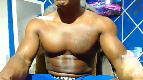 Snapshot of alexander_megan chatting on 10-28-25, 02:26 alexander online show from 10-28-25, 02:26