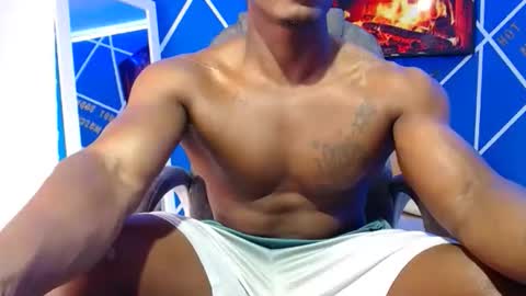 Snapshot of alexander_megan chatting on 12-17-25, 02:56 alexander online show from 12-17-25, 02:56