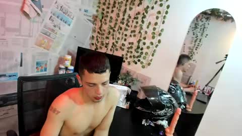 chicos hot online show from 07-08-26, 08:24