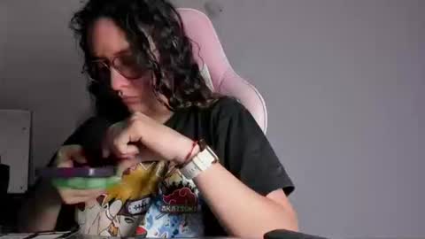 alexandra clauss online show from 11-19-25, 09:59