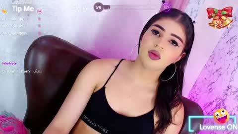 Snapshot of alexandra_evanz chatting on 01-10-25, 12:15 Alexandra Spellman online show from 01-10-25, 12:15