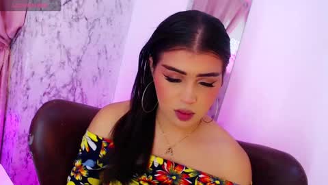 Snapshot of alexandra_evanz chatting on 03-11-25, 10:07 Alexandra Spellman online show from 03-11-25, 10:07