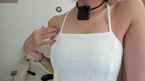 I am Alexandra online show from 01-12-25, 03:49