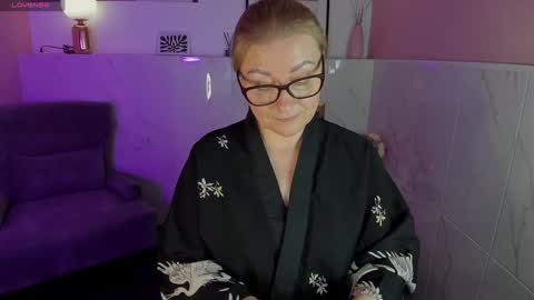 Alexandra online show from 01-17-25, 11:18