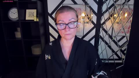 Alexandra online show from 02-09-25, 03:22