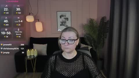 Alexandra online show from 03-12-25, 06:40