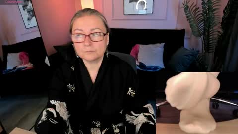 Alexandra online show from 06-03-26, 08:58