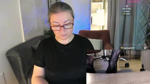 Alexandra online show from 06-08-26, 01:28