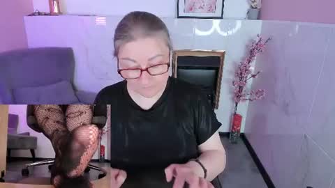 Alexandra online show from 06-11-26, 09:02