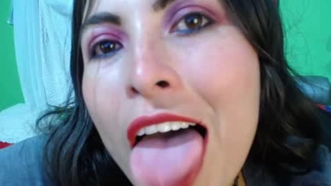 alexandrasaen online show from 01-08-25, 11:52