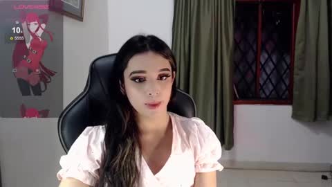 Snapshot of alexandre_chuad chatting on 01-05-25, 03:22 Alexa online show from 01-05-25, 03:22