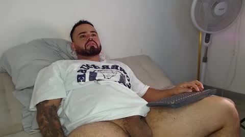 Snapshot of alexandro_king chatting on 11-15-25, 01:14 ALEX online show from 11-15-25, 01:14