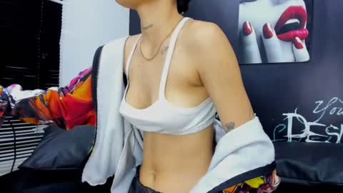 alexanndra_0 online show from 07-28-26, 04:39