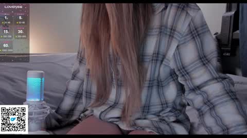 Snapshot of alexashowcum chatting on 12-31-24, 02:08 Alexa online show from 12-31-24, 02:08