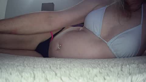 Snapshot of alexassts chatting on 01-29-25, 10:22 alexass online show from 01-29-25, 10:22