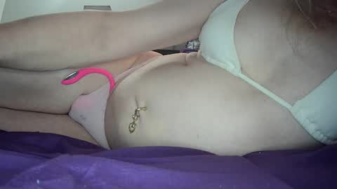 Snapshot of alexassts chatting on 03-04-25, 10:49 alexass online show from 03-04-25, 10:49