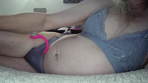 Snapshot of alexassts chatting on 11-18-25, 10:03 alexass online show from 11-18-25, 10:03