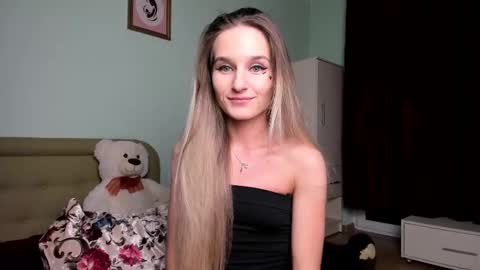 Snapshot of alexasweetblonde chatting on 03-05-25, 12:16 Alexa online show from 03-05-25, 12:16