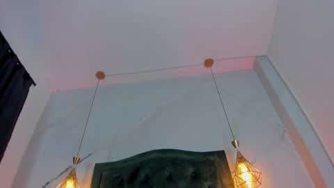 Snapshot of alexavans chatting on 11-03-25, 03:02 online show from 11-03-25, 03:02