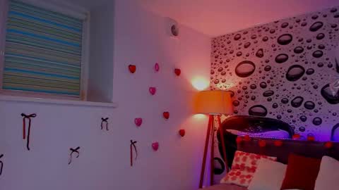 AlexaWilds online show from 02-08-26, 01:47