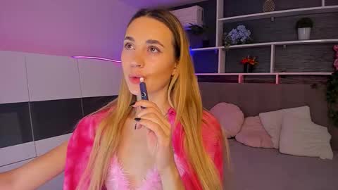 AlexaWilds online show from 02-15-26, 06:21