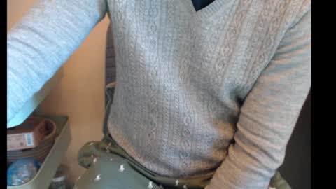 Snapshot of alexbelly chatting on 11-13-25, 12:04 alexbelly online show from 11-13-25, 12:04