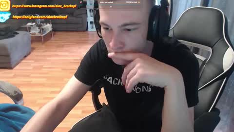 Snapshot of alexbrotkopf chatting on 09-20-25, 10:05 Alex online show from 09-20-25, 10:05