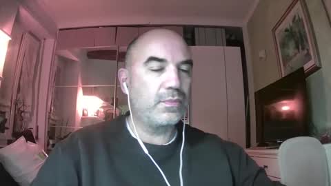 alexct77 online show from 12-16-24, 01:10