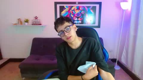 alex online show from 06-17-26, 02:18