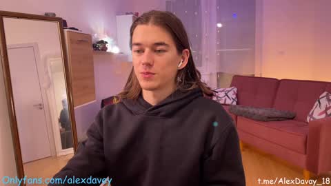           online show from 01-08-25, 07:13