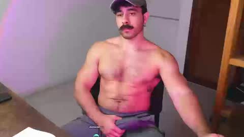 Snapshot of alexdimartino chatting on 09-09-25, 12:21 Alex Dimartino online show from 09-09-25, 12:21