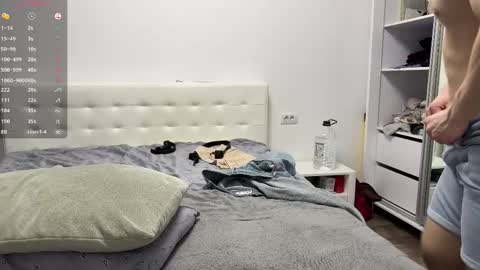 alexfit96 online show from 02-10-25, 09:47