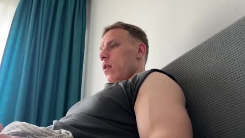 Snapshot of alexfit96 chatting on 05-03-26, 03:40 alexfit96 online show from 05-03-26, 03:40
