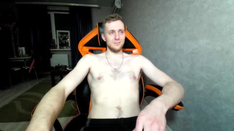 Alex online show from 03-10-25, 04:35