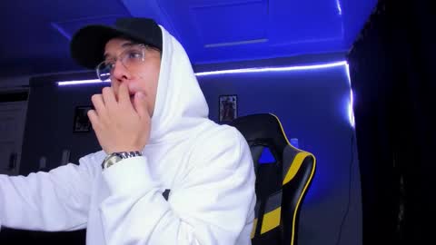 alexgiraldo__ online show from 10-30-25, 10:16