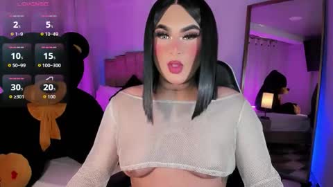  alexia mattel  online show from 11-30-25, 06:56