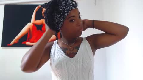 alexia_sinclaire24 online show from 09-14-25, 08:30