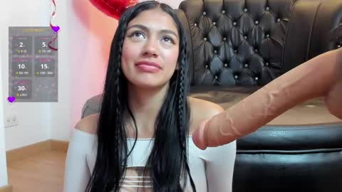 Alexiaa  Online 1430 to 2100 GMT-5 online show from 02-13-25, 09:30