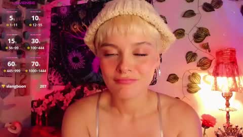Snapshot of alexiafisher_ chatting on 01-16-25, 08:11 Alex online show from 01-16-25, 08:11