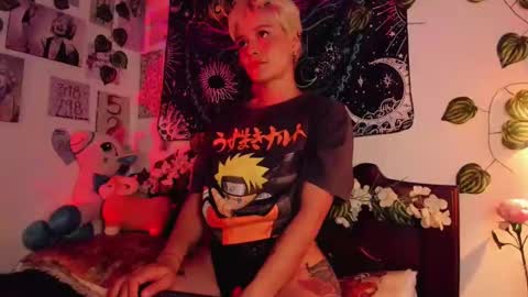 Snapshot of alexiafisher_ chatting on 01-24-25, 07:51 Alex online show from 01-24-25, 07:51