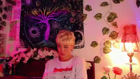 Snapshot of alexiafisher_ chatting on 02-02-25, 12:46 Alex online show from 02-02-25, 12:46