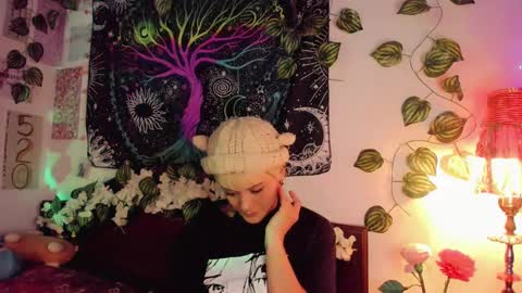 Snapshot of alexiafisher_ chatting on 02-07-25, 07:59 Alex online show from 02-07-25, 07:59