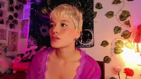 Snapshot of alexiafisher_ chatting on 02-08-25, 03:00 Alex online show from 02-08-25, 03:00