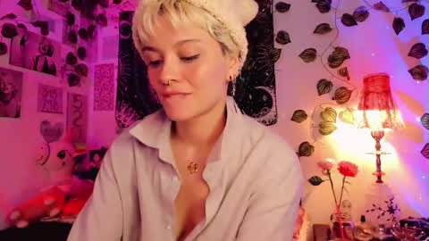 Snapshot of alexiafisher_ chatting on 02-15-25, 02:11 Alex online show from 02-15-25, 02:11