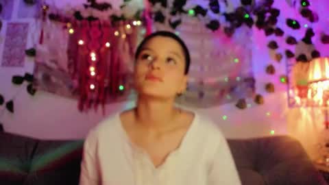 Snapshot of alexiafisher_ chatting on 09-28-25, 01:55 Alex online show from 09-28-25, 01:55