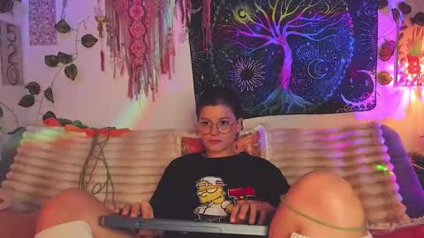 Alex online show from 03-11-26, 09:54