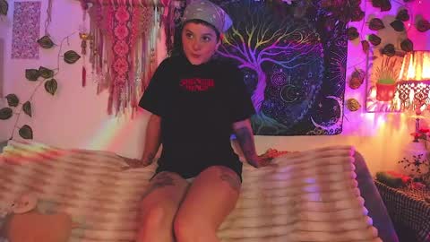 Snapshot of alexiafisher_ chatting on 04-12-26, 11:54 Alex online show from 04-12-26, 11:54