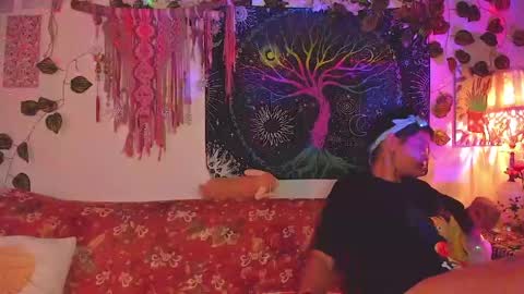 Snapshot of alexiafisher_ chatting on 05-17-26, 08:05 Alex online show from 05-17-26, 08:05